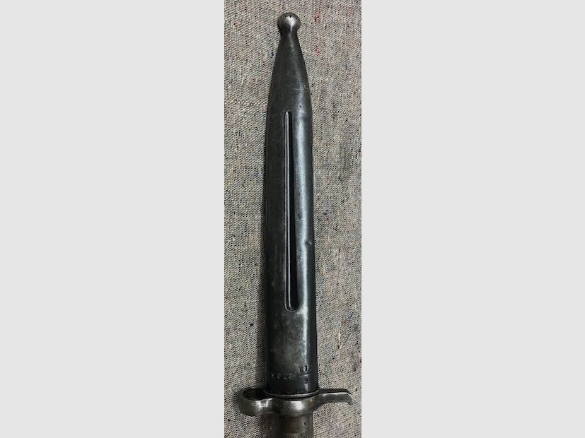 Schwedisches Bajonett Modell 1896 für den Schwedenmauser. Der Hersteller ist die Firma E.J.A.B. - Eskilstuna Jernolegets Aktion Bolaget in Eskilstuna / Schweden.