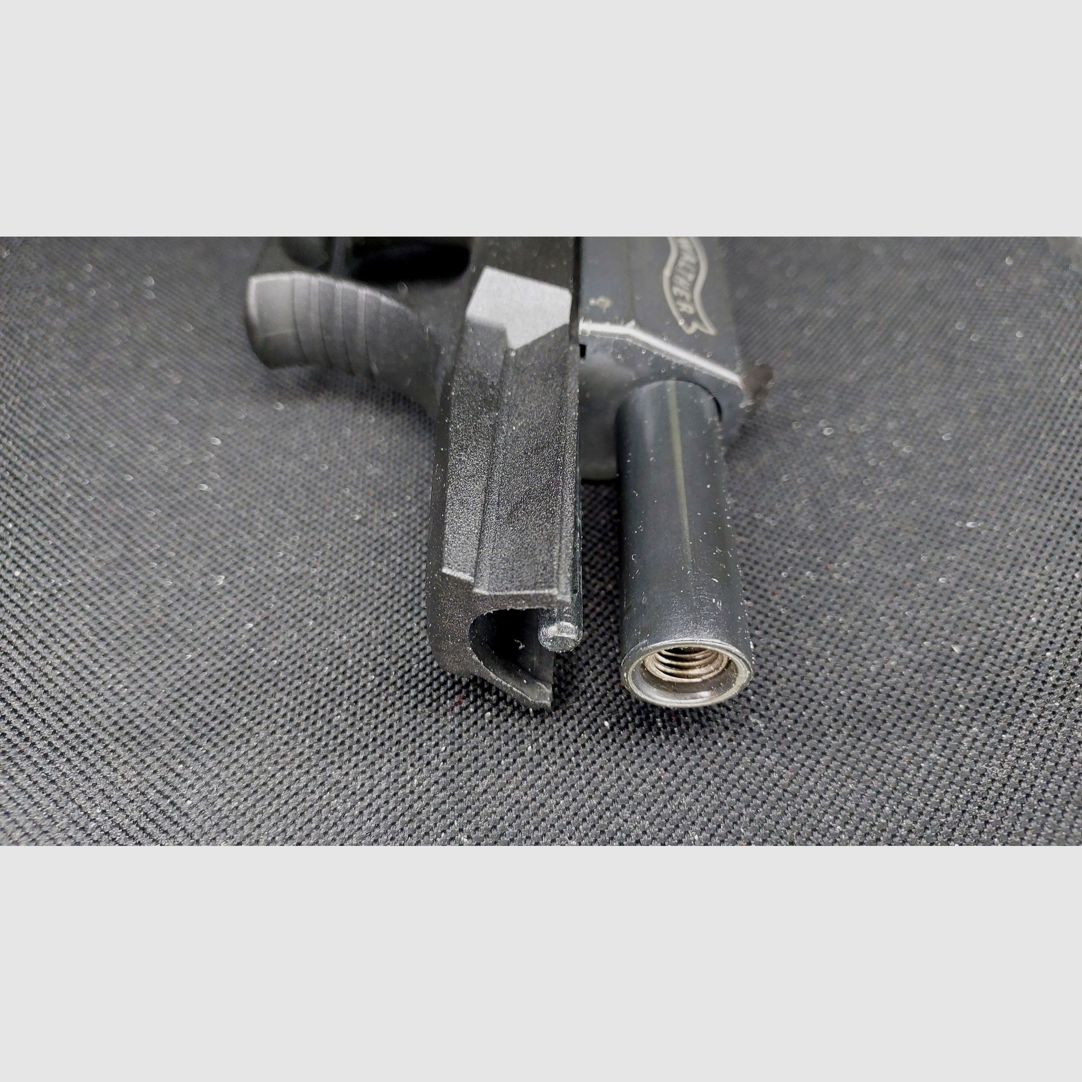 Walther P99 Pistolet à blanc 9mm P.A.K. (PTB 762) P 99