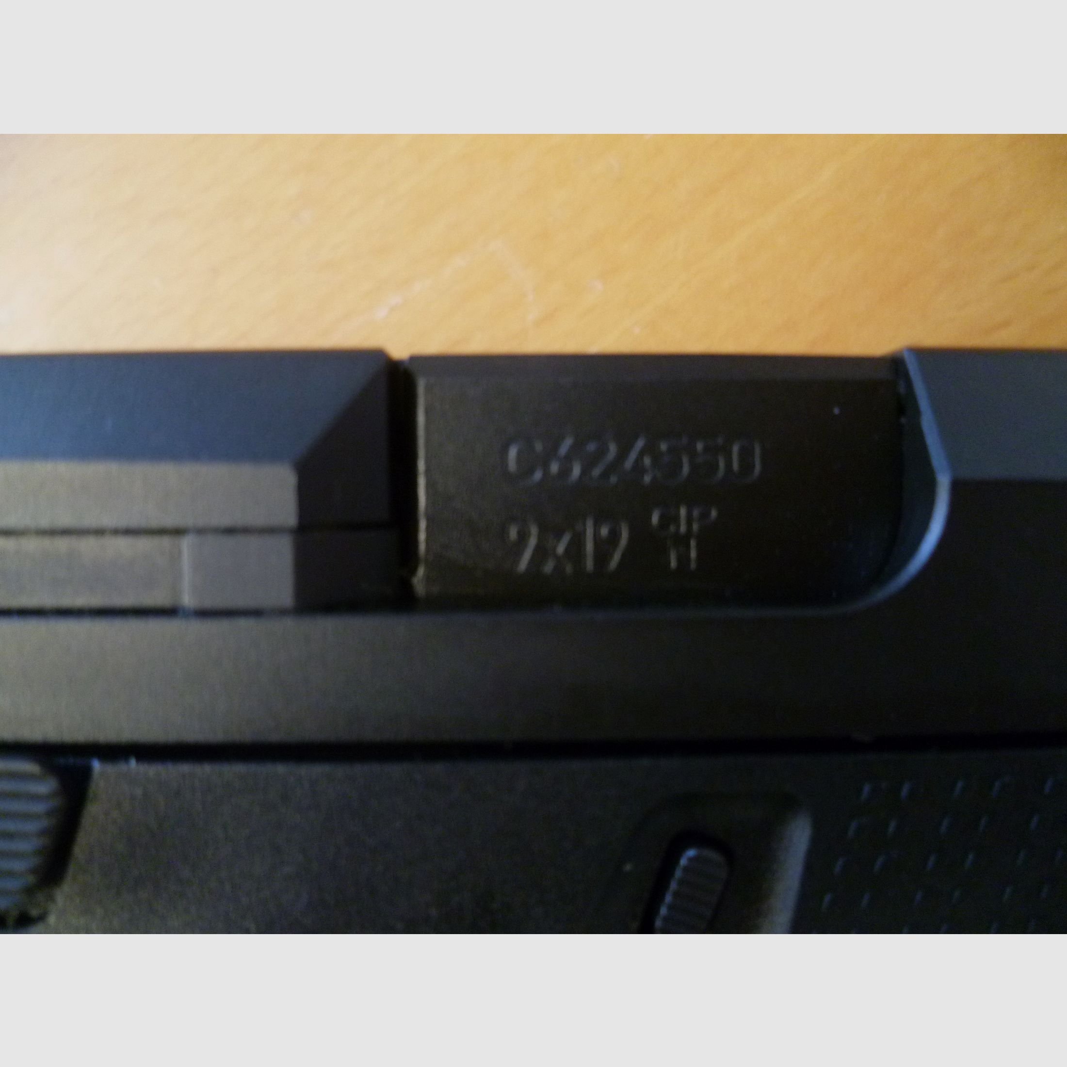 Pistolet CZ P-10 C 9mm Luger