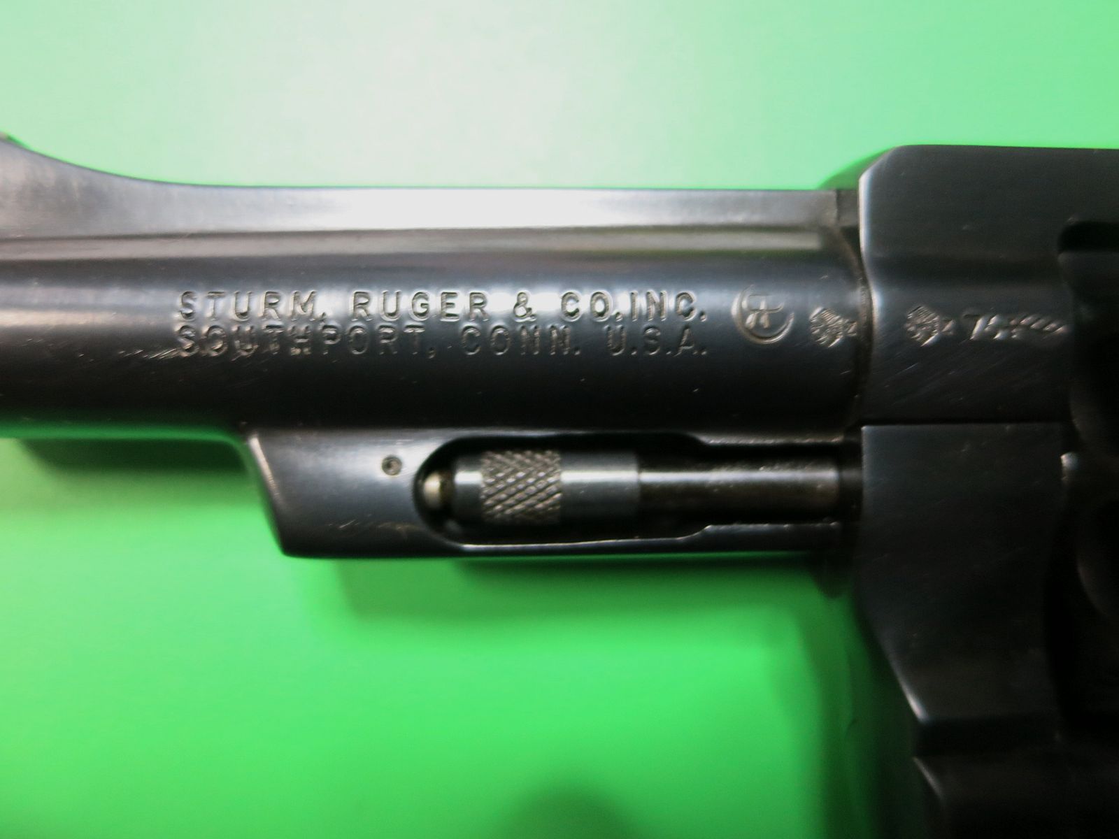 Sturm Ruger Security-Six "Longback", .357 Magnum, 4" loop   #82