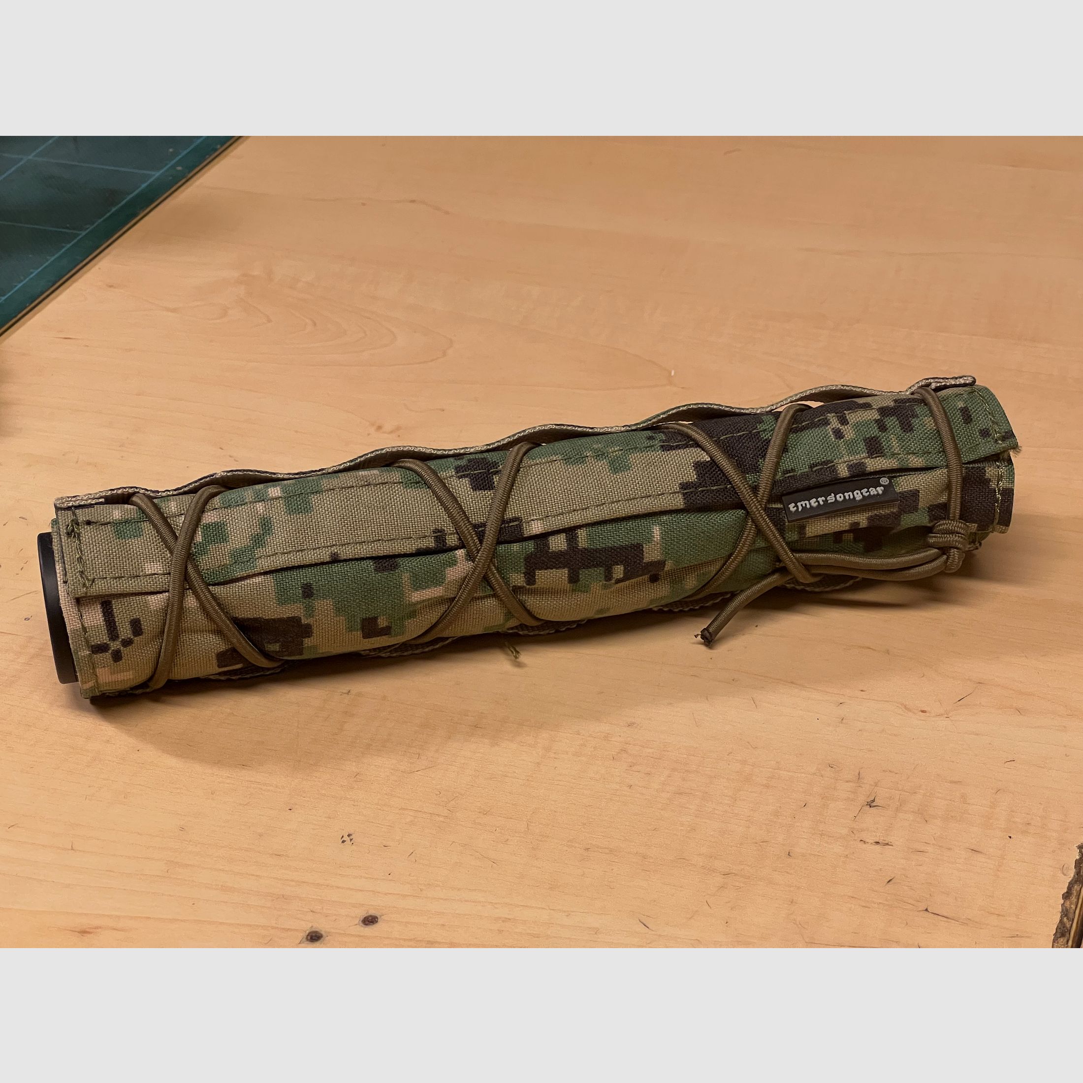 Silencer cover in AOR 2 by Emersongear