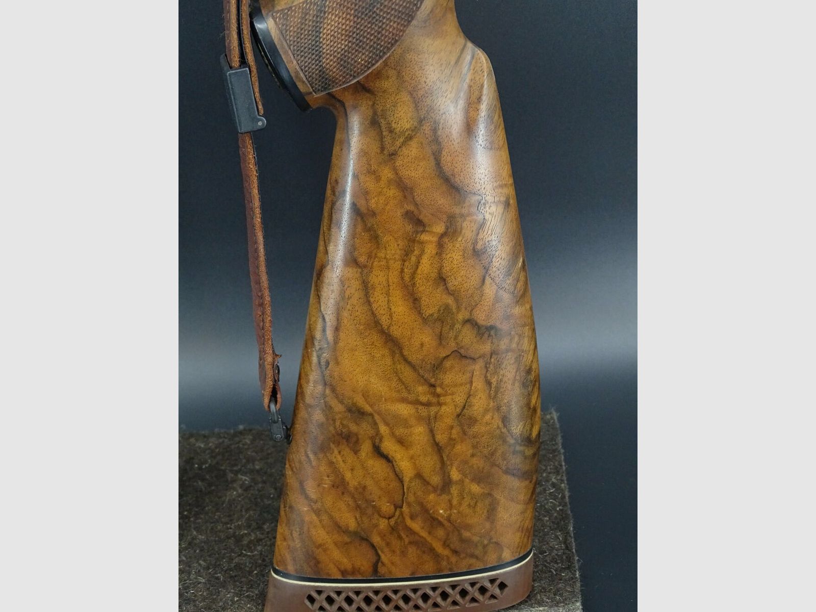 Blaser R93 links .375 H&H WL .300 Win Mag Innomount Zeiss R93 links Safari / WL Match