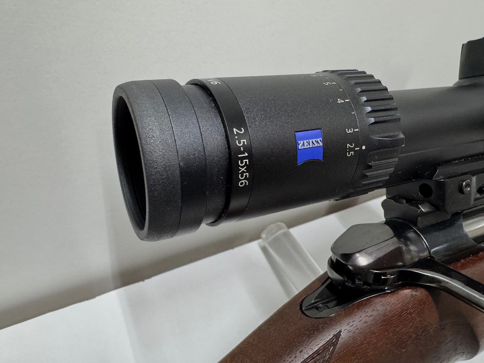 HEYM SR 30 Varmint with Zeiss Conquest V6