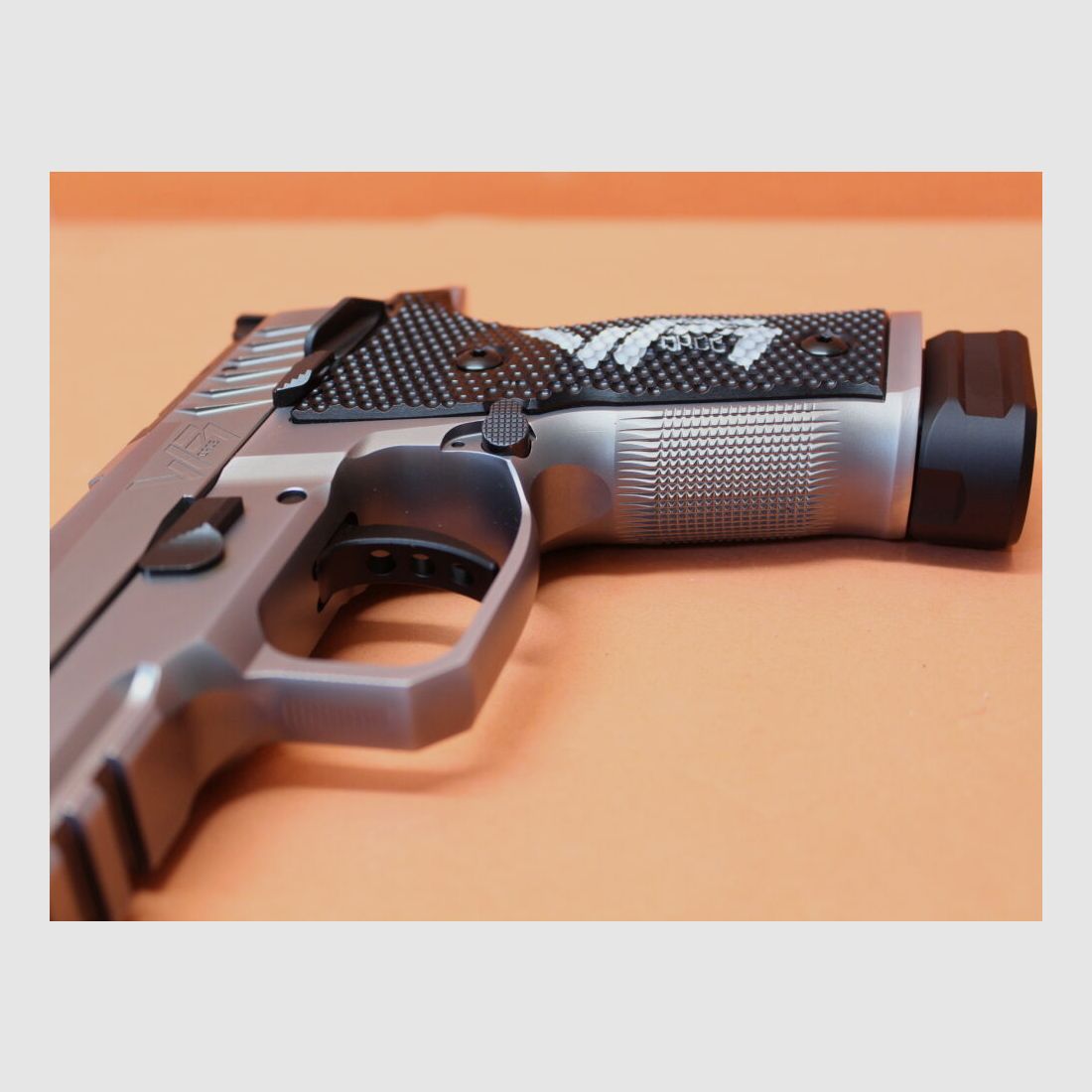 AREX Ha.Pistol 9mmLuger AREX ALPHA RACE WFORCE1 OR/ Optics Ready 5" Barrel/ Stainless/ 2 Spare Magazines