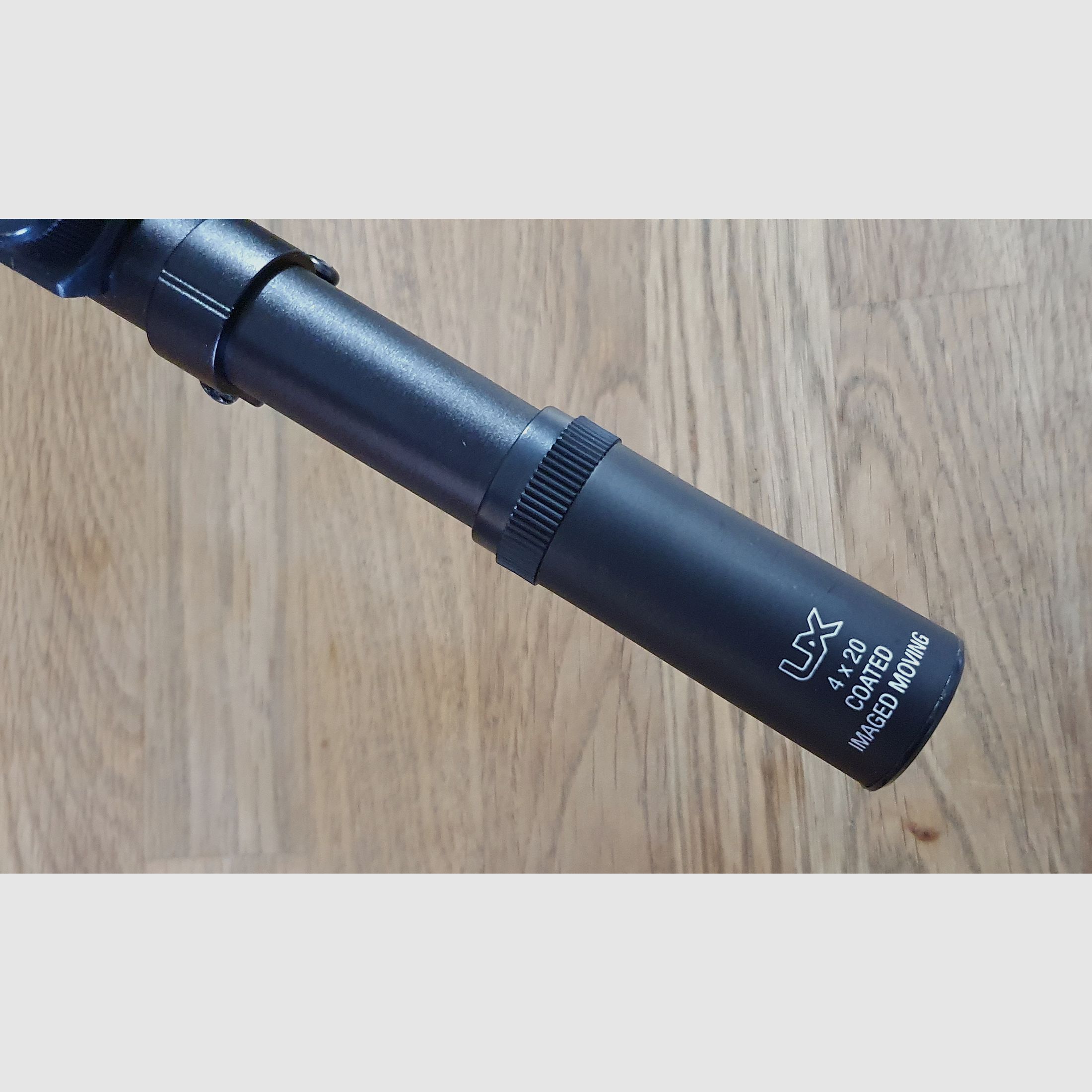 Telescopio Umarex 4x20 con reticolo Duplex 8