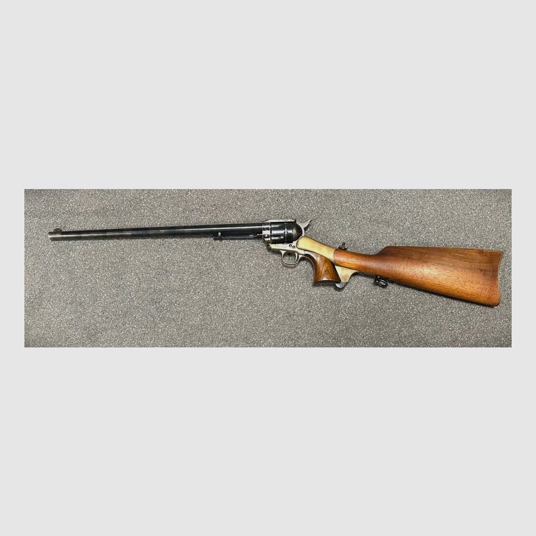 Hege Uberti American Buntline con culata de golpe