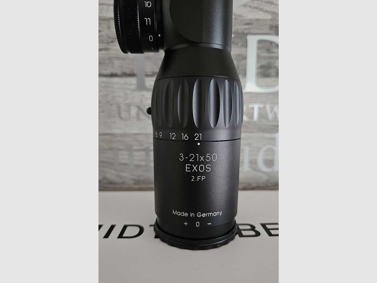 Schmidt & Bender EXOS 3-21x50 Absehen D7 mit Leuchtpunkt + ASV ST II-B LT - Neuware vom Fachhandel