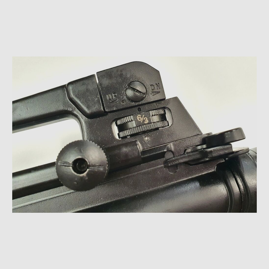 Fucile semiautomatico Norinco CQ-A AR15 M4 14,7" in calibro 223rem. Maniglia di trasporto, mira Delta