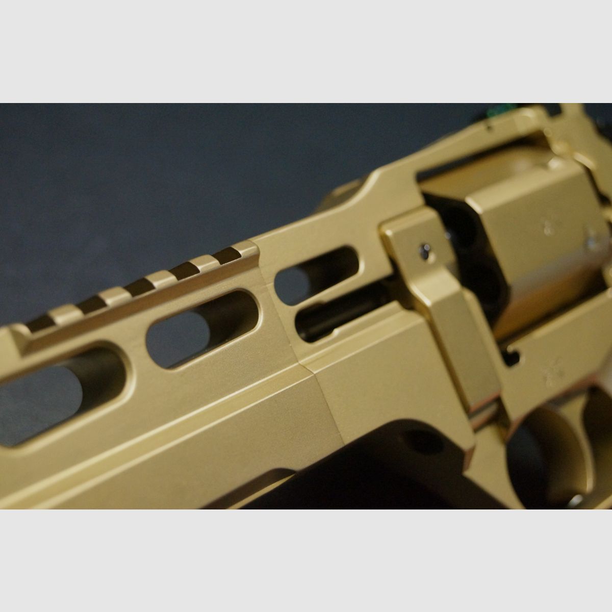 Chiappa Rhino 60DS Gold, Bild 5 von 6