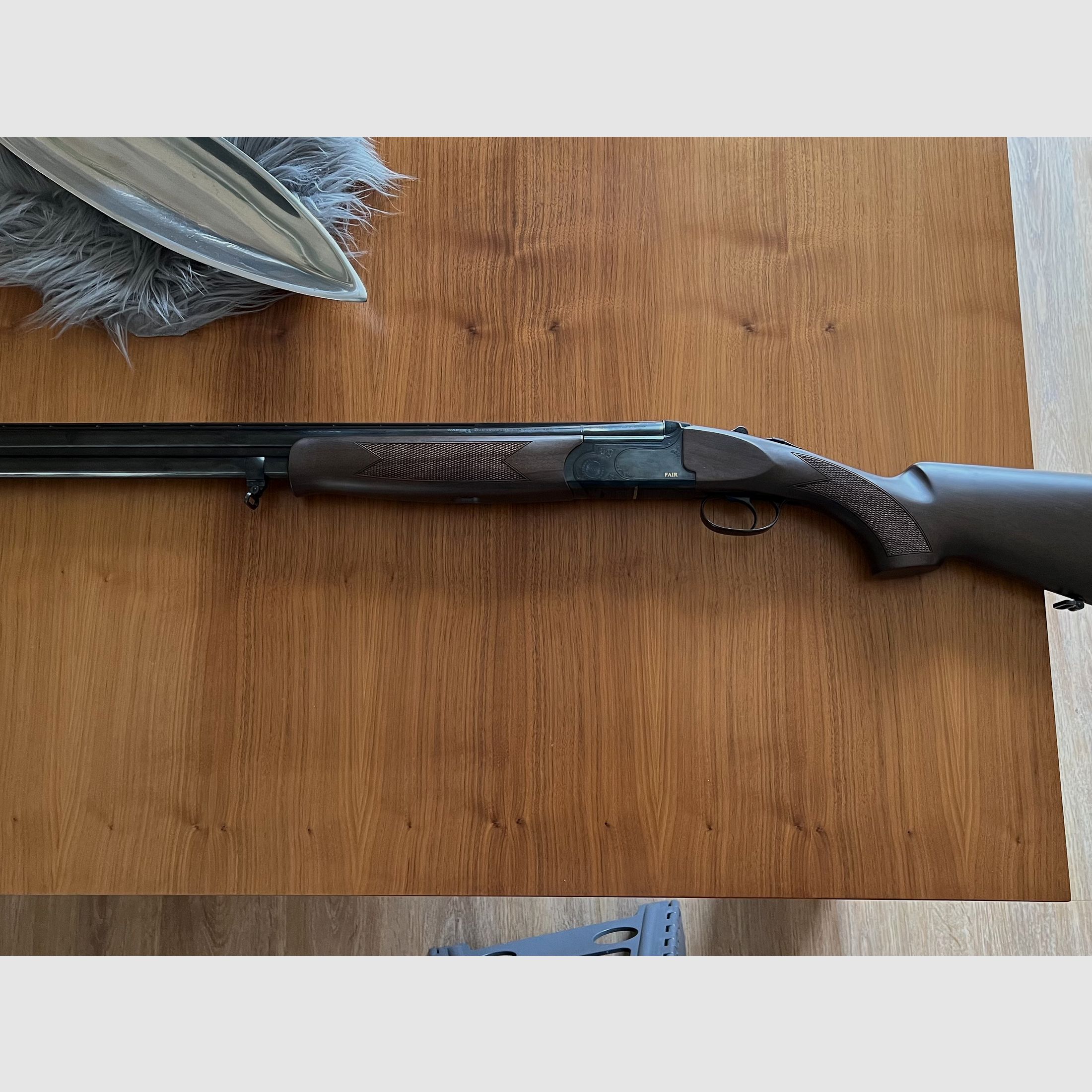 shotgun