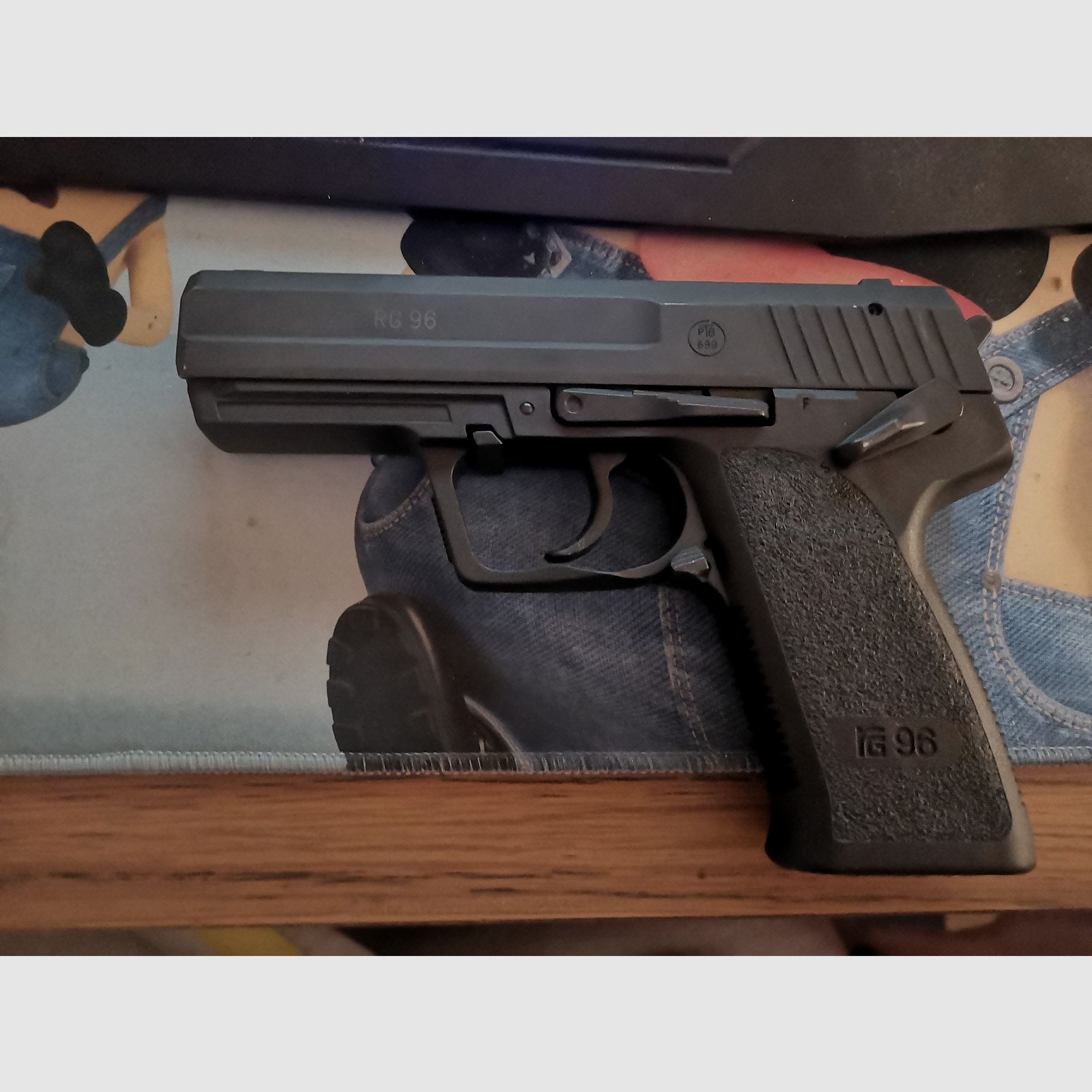 RG 96 9mm blank firing