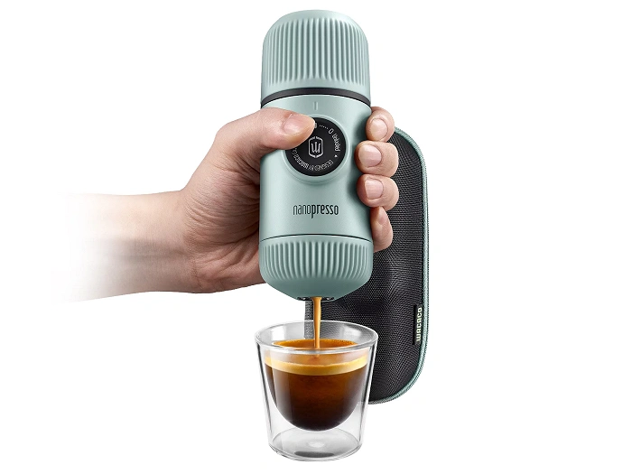Travel espresso maker Wacaco Nanopresso Arctic Blue with case, image 13 of 14