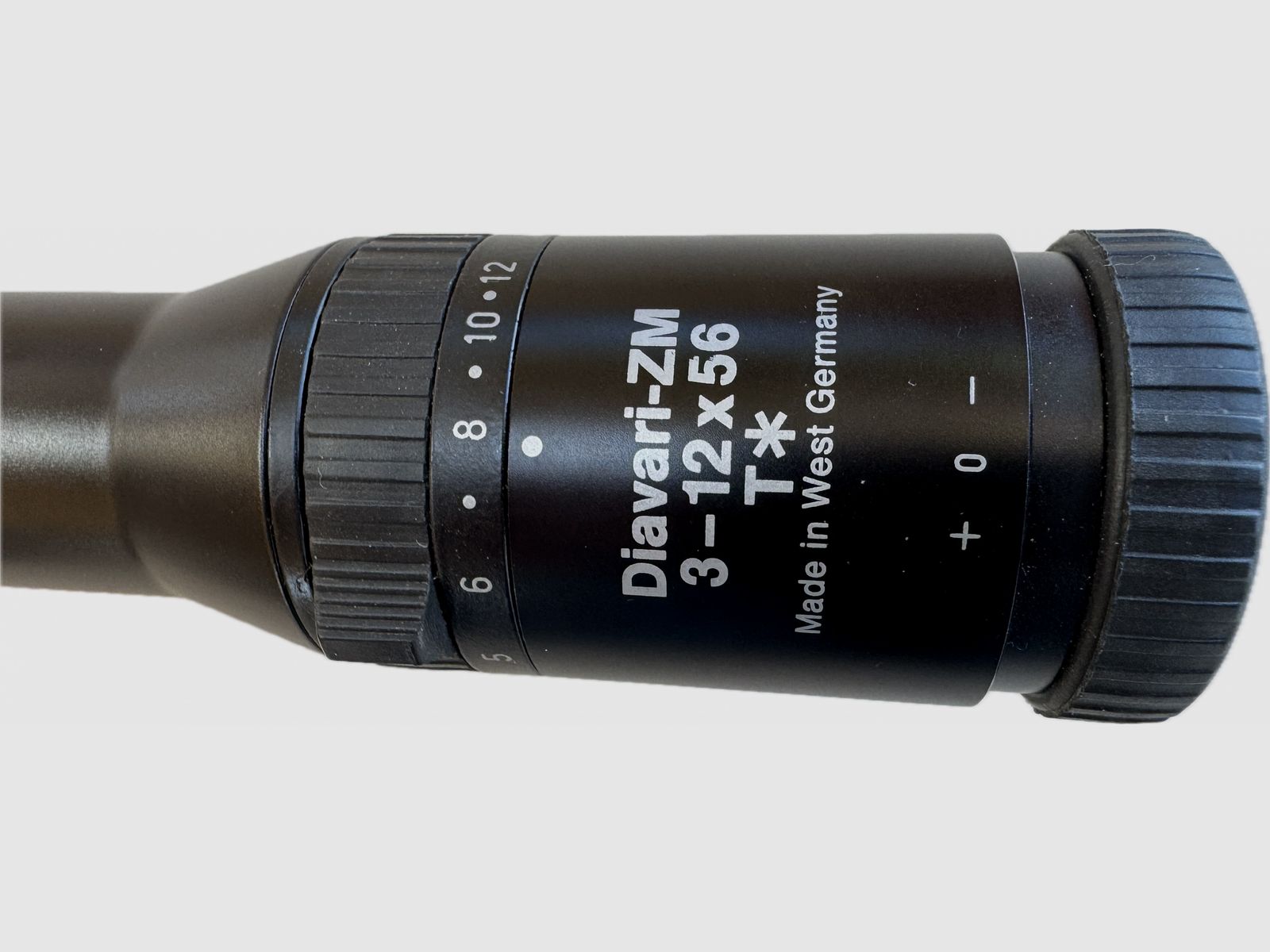 Zeiss Diavari ZM 3-12×56 T mit Absehen 4, Zeiss-Innenschiene und Montage