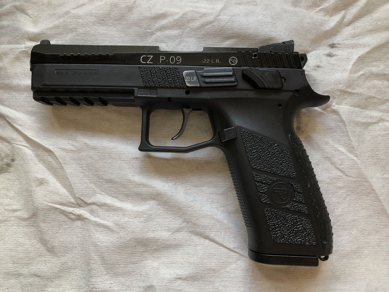 CZ P09 22 lfB inklusive 2 Magazine