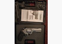 Taurus Revolver Tracker 627 4"