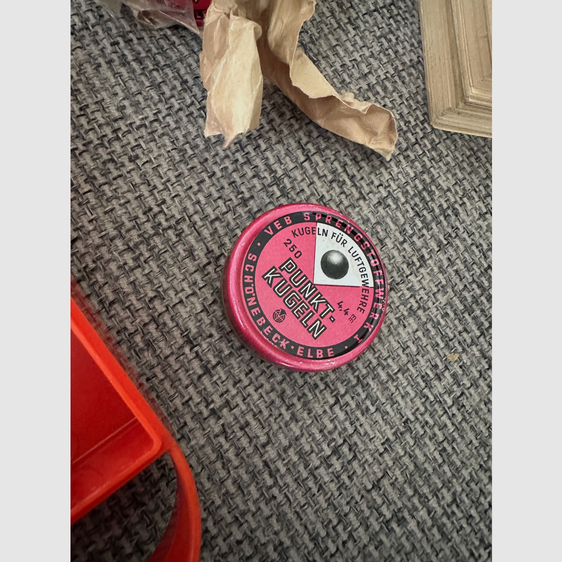 Haenel 310 NVA air rifle set (2x, 3x magazine + many pellets) — good used condition