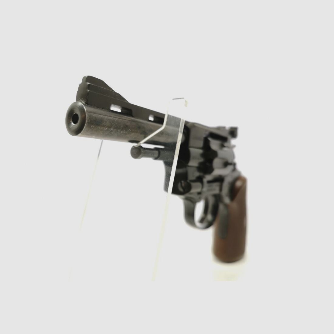 Weihrauch Arminius HW4