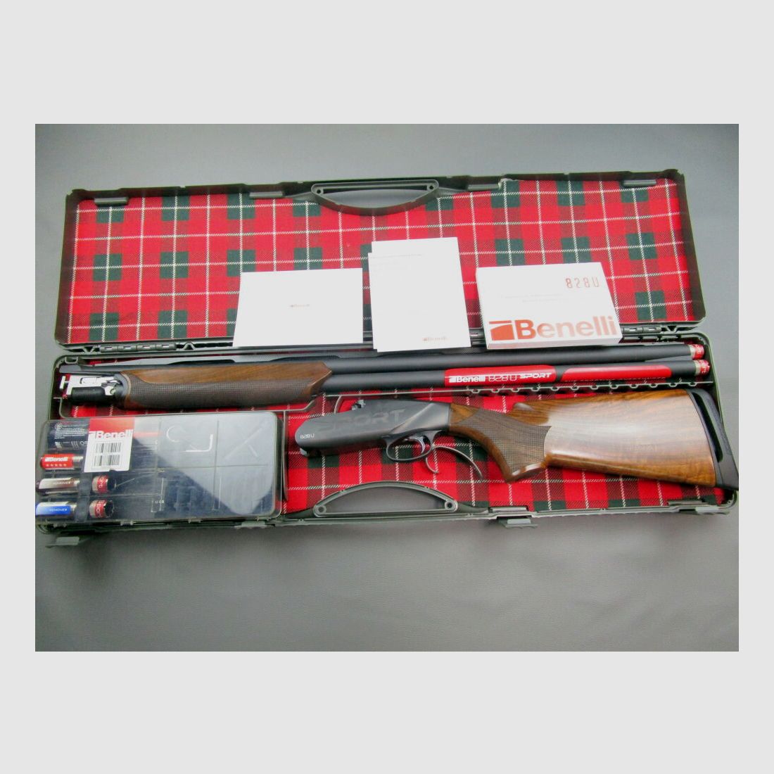 Benelli 828U Sport
