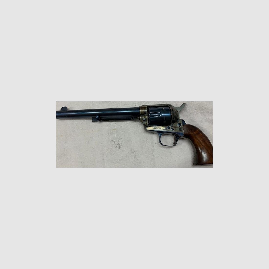 Raridad "HEGE Mod. Army 1873, Cal. .45 corto Knall" Raridad