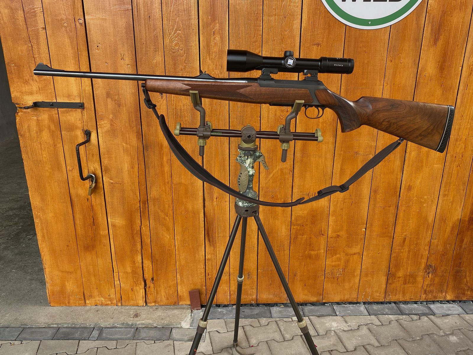 Sauer 200  in 7x64  mit Zeiss Varipoint 2,5-10x50