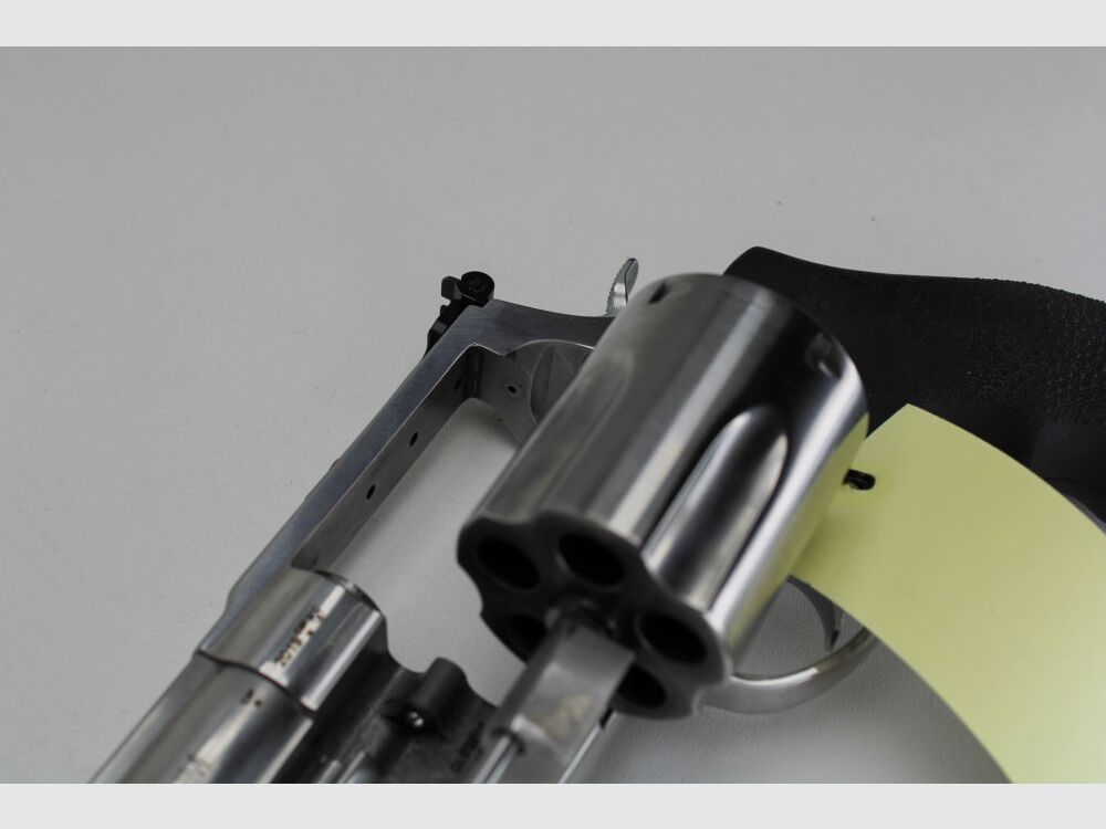 Revolver S&W Smith & Wesson Mod V460 M460 XVR Cal. .460 S&W 5" barrel .460S&W Mag;.454Casull;.45Colt