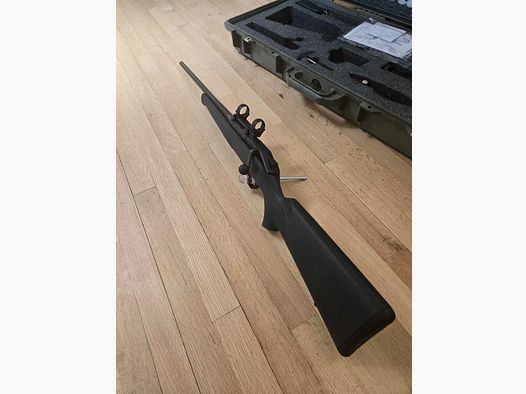 Blaser R8 Professional left-handed version, .30-06, with Pelican case