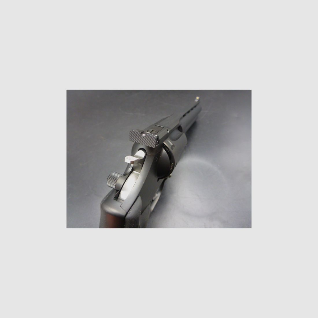 Revolver Korth NSC 38/357 mag 5 1/4 pouces, image 9 sur 11