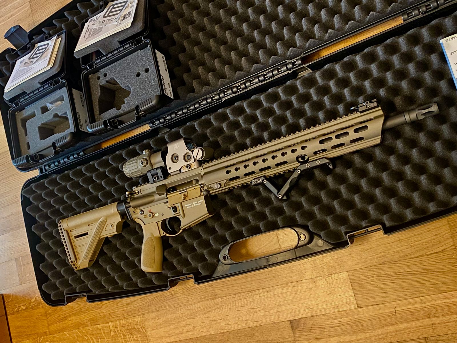 H&K MR223 A3 Slimline HKey in RAL8000 + EOTECH Set