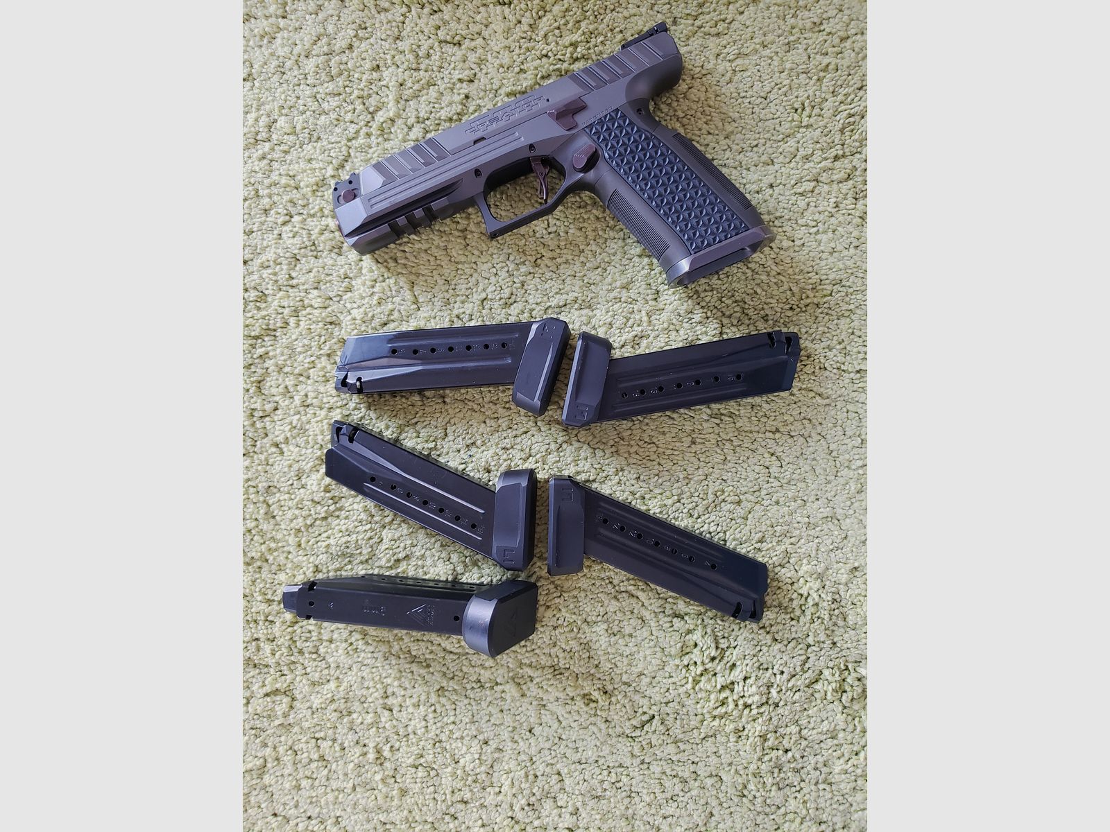 Laugo Arms Alien Creator 500 Limited Edition – Vollständiges Set, 9 mm Luger, absolut neuwertig