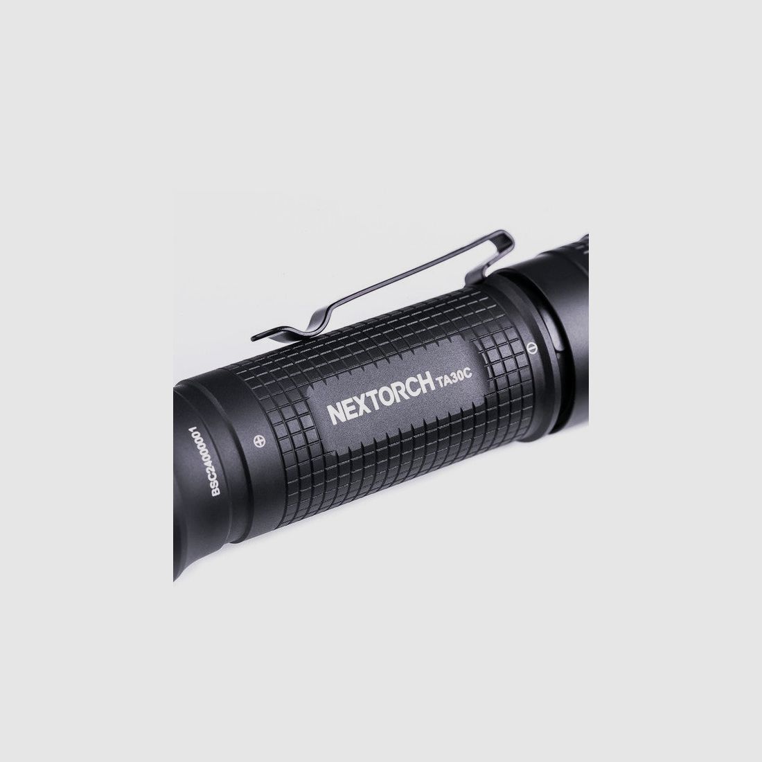 NEXTORCH TA30C – Lampe tactique 1.600 lumens avec brise-vitre