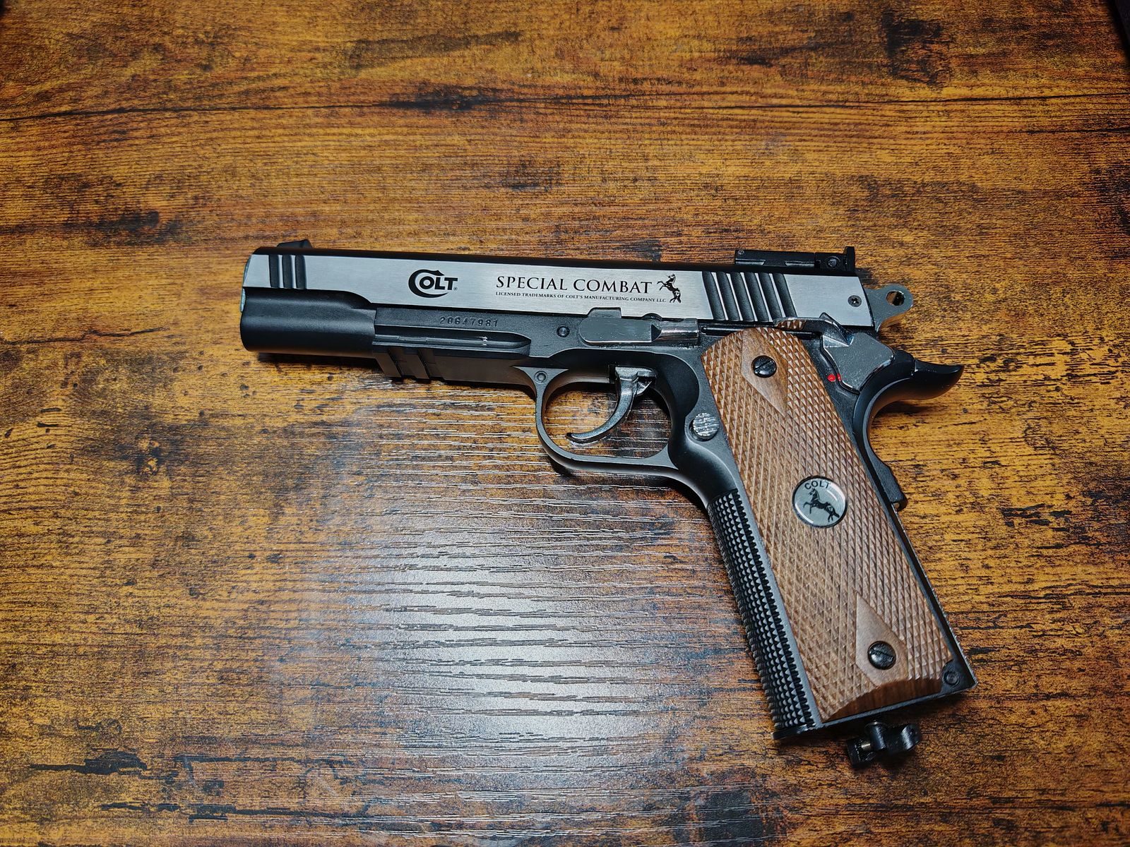 COLT SPEZIAL COMBAT Co2 / 4,5mm (177.) BB