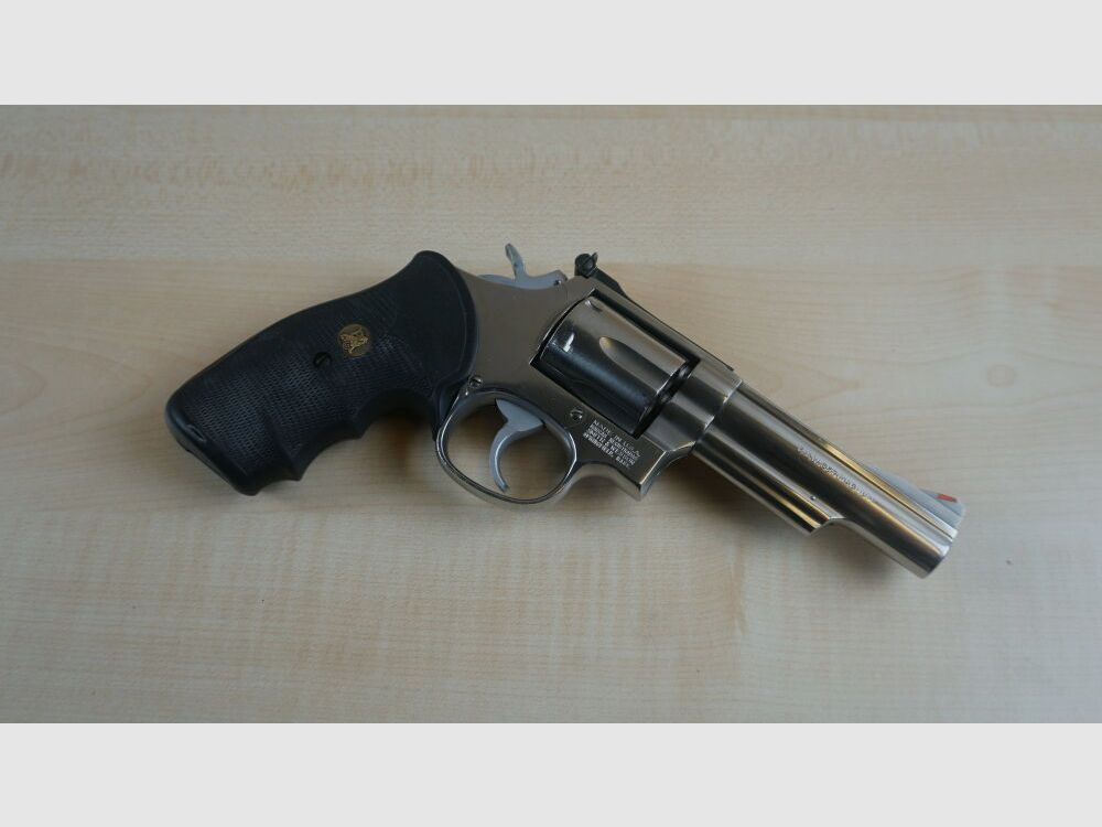 Smith & Wesson 66-2