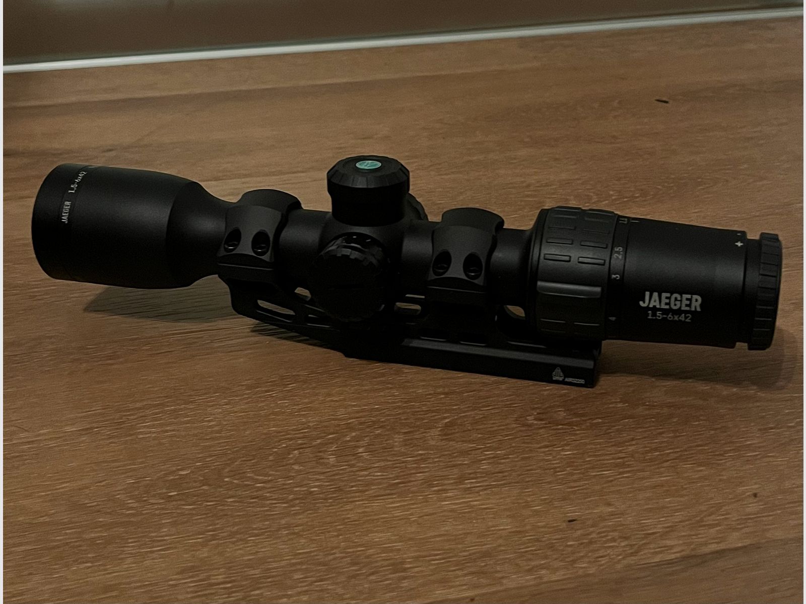 Yukon Jaeger 1,5-6x42 mit Picatinny-Montage