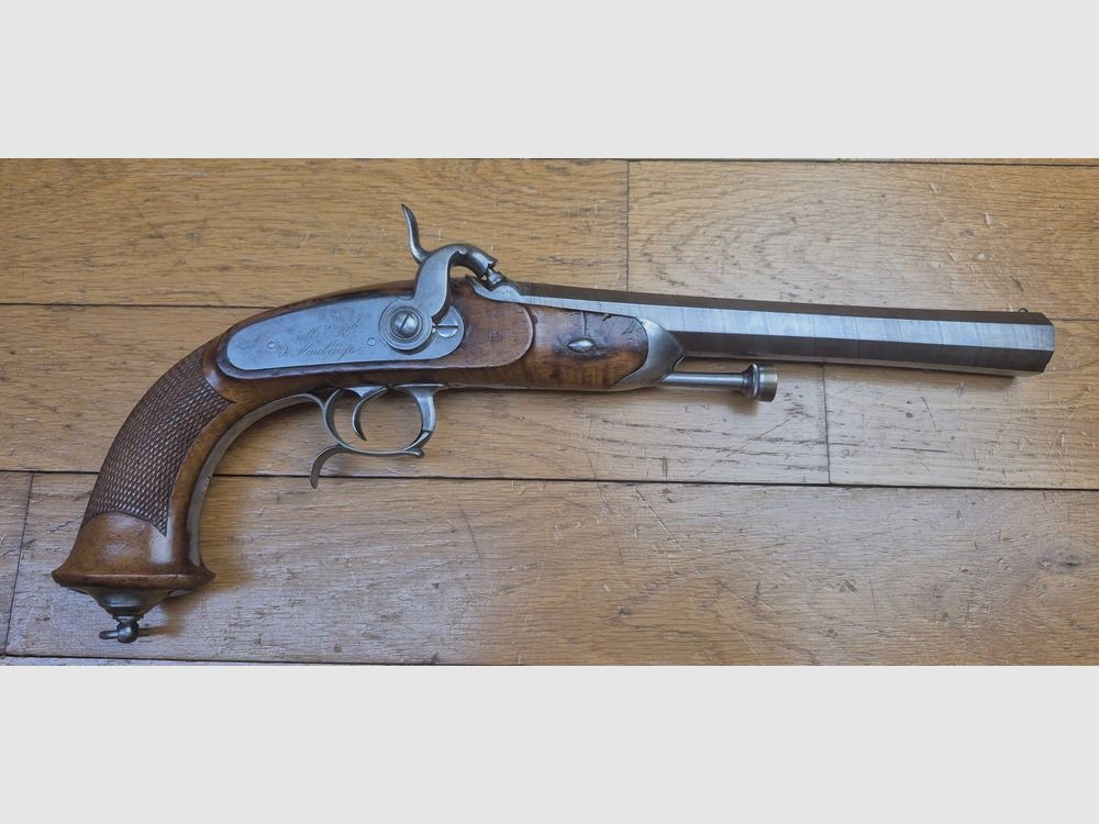 Wunderschöner Offizierspistole der Kavallerie 1833 – 1. Typ – Königliche Manufaktur von Maubeuge – Aus den ersten Produktionen – Wunderschöner Lauf aus gewelltem Stahl 48 "Haare" – Originalbrünierung – Keine Oxidation – Schöne Stempel – Sehr guter Zustand+, Bild 3 von 25