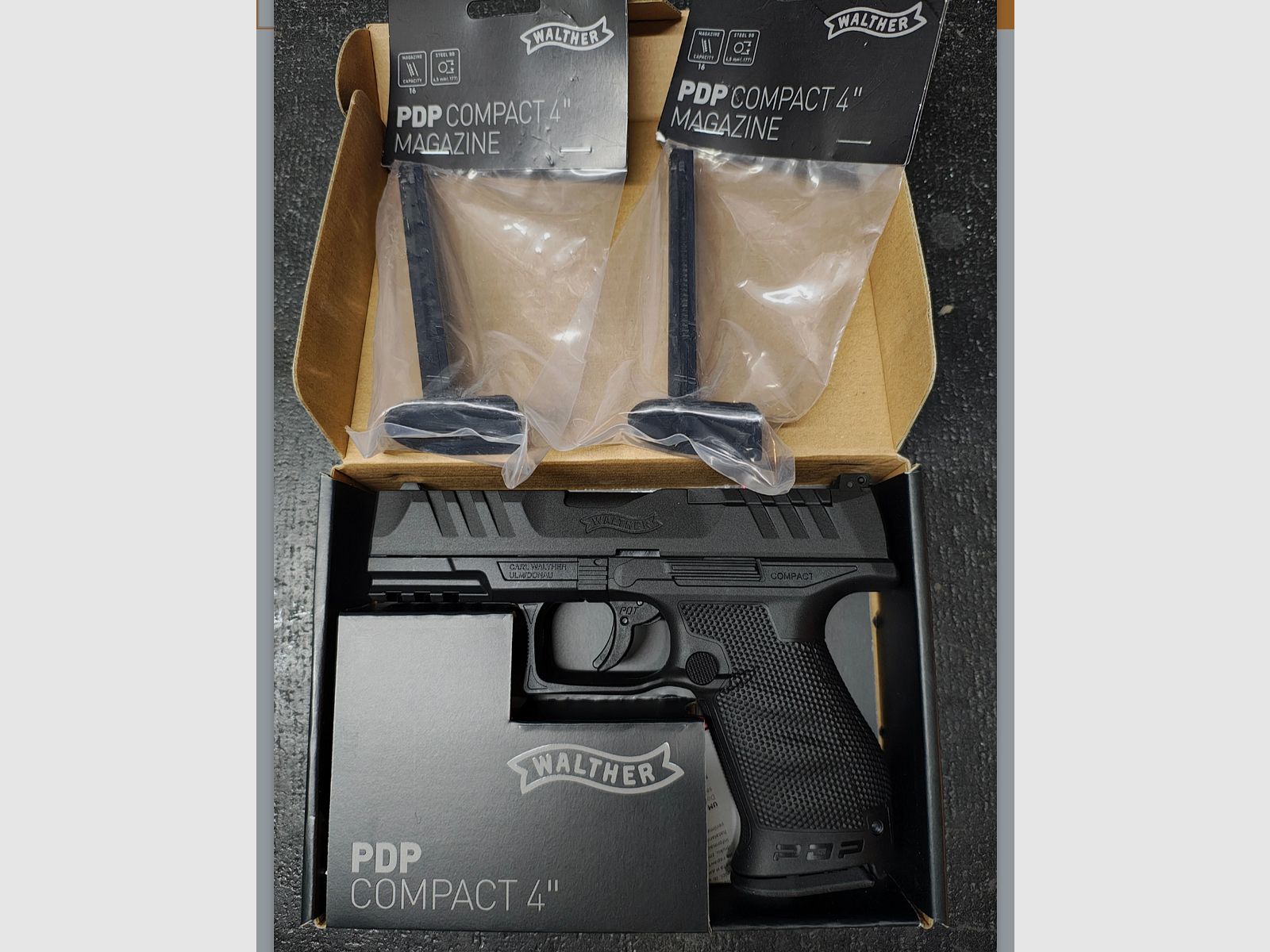 Walther PDP Compact 4" CO2 pistol in caliber 4.5 mm BB.