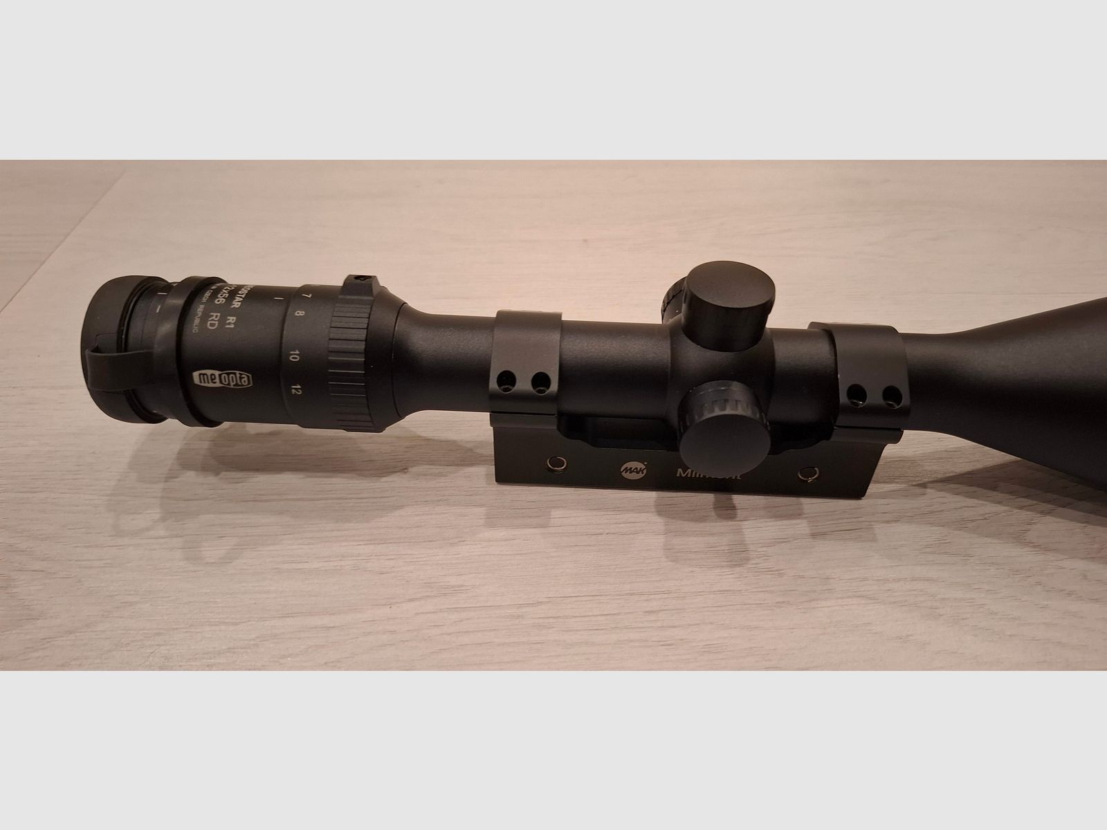 Meopta Meostar R1 3-12x56 RD con montaggio MAK
