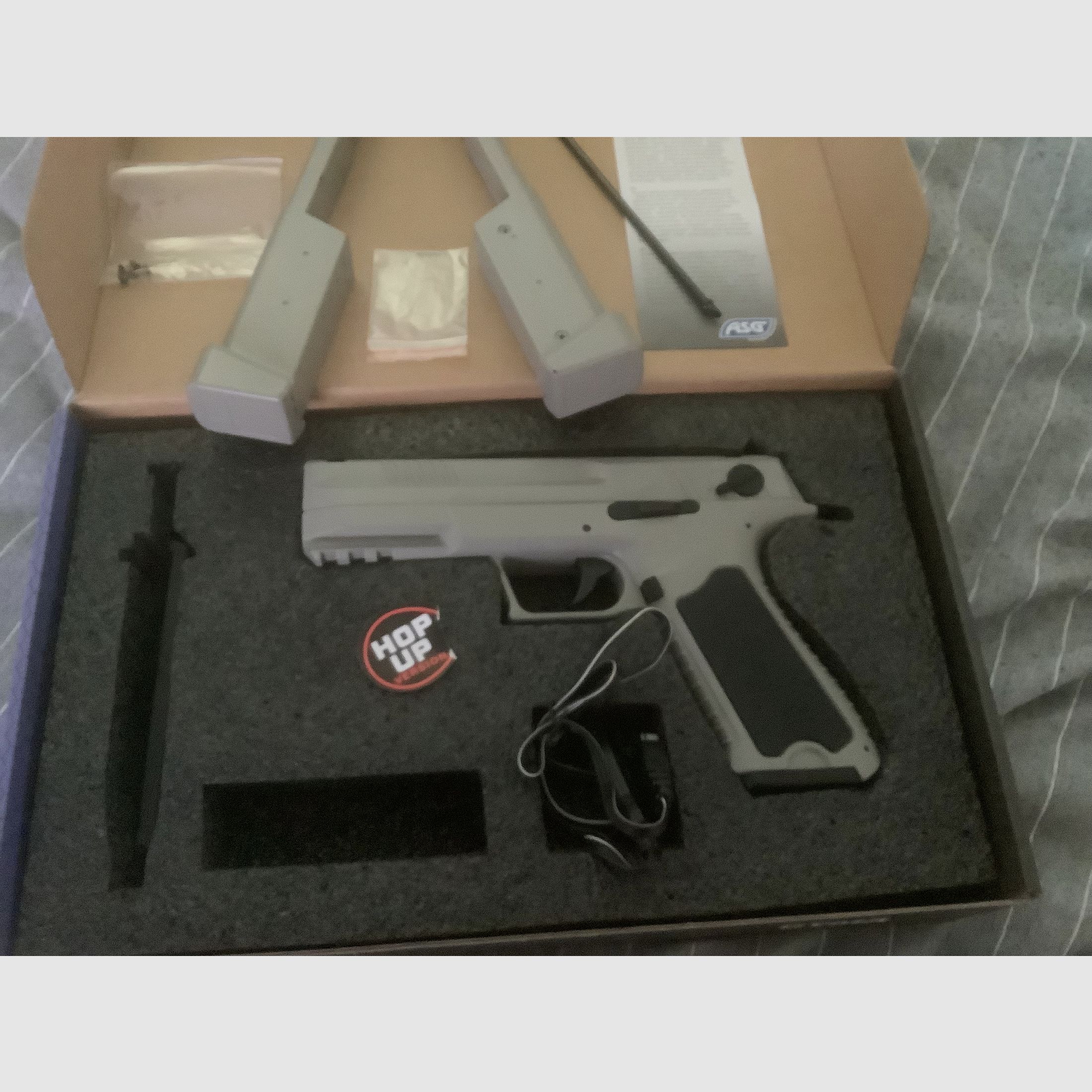 Cyma 127 Mosfed Edition 3 AEP pistol 0.5 joule in grey