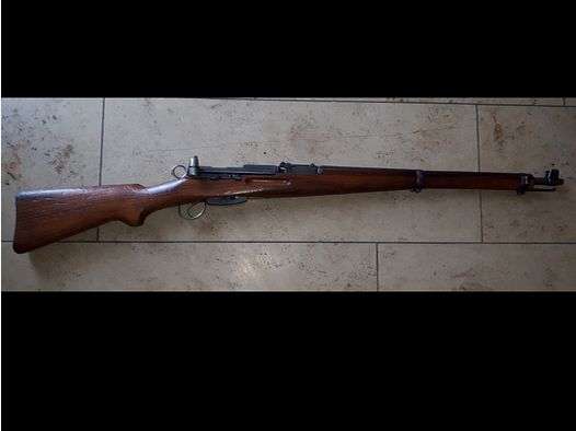 Swiss Carbine 31, caliber 7.5x55.