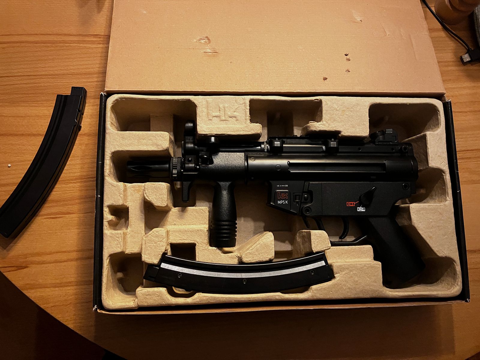 H&K MP5K "No Compromise" guter Zustand mit 2x Magazine 