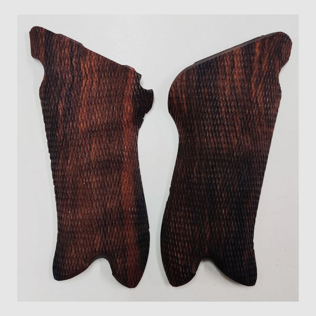 Griffschalen Luger 08, P08 Holz Links und Rechts Griffschalen Luger 08, P08 Holz Links und Rechts