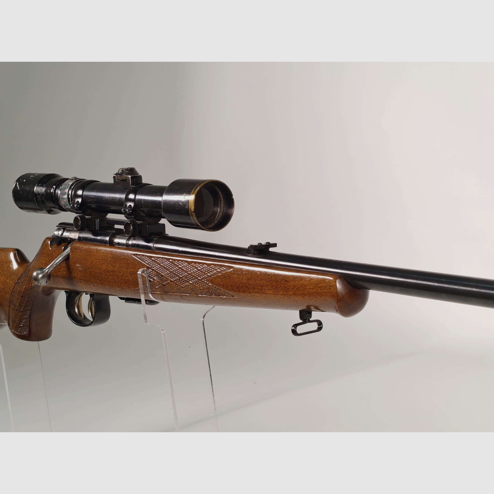 Anschütz 1415/16 rifle de repetición de calibre .22lr