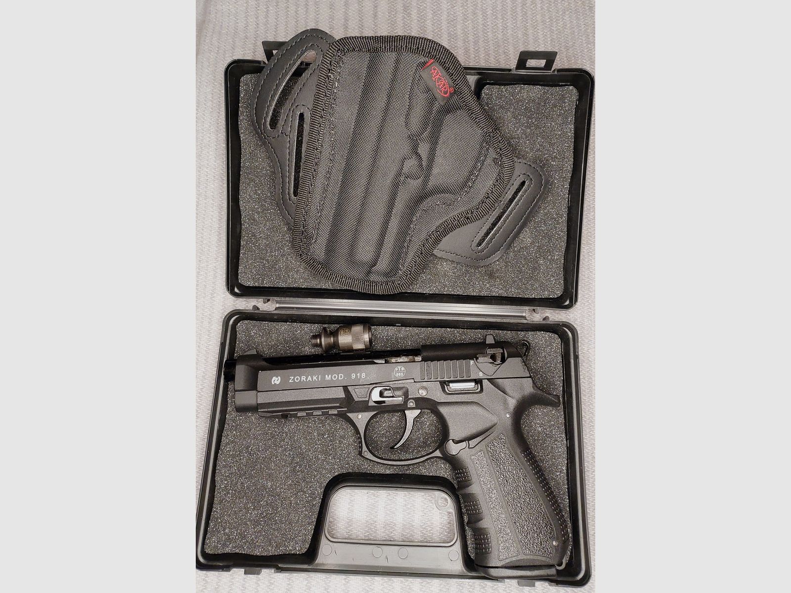 Zoraki 918 9mm P.A.K. schwarz - alte (PTB 965) mit neuem Cordura Holster