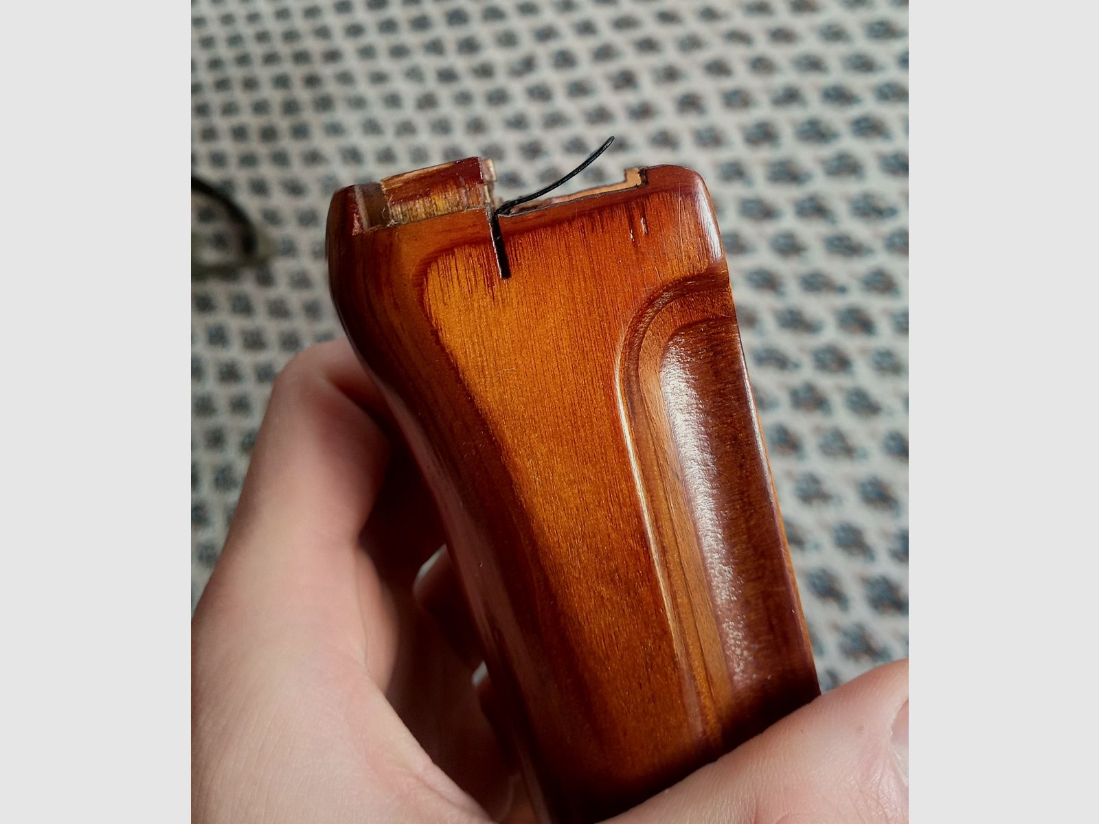 Protezione in legno per AKS-74u / Krinkov russo con molla e distanziatore Tula circa 1985 protezione in legno AKSU