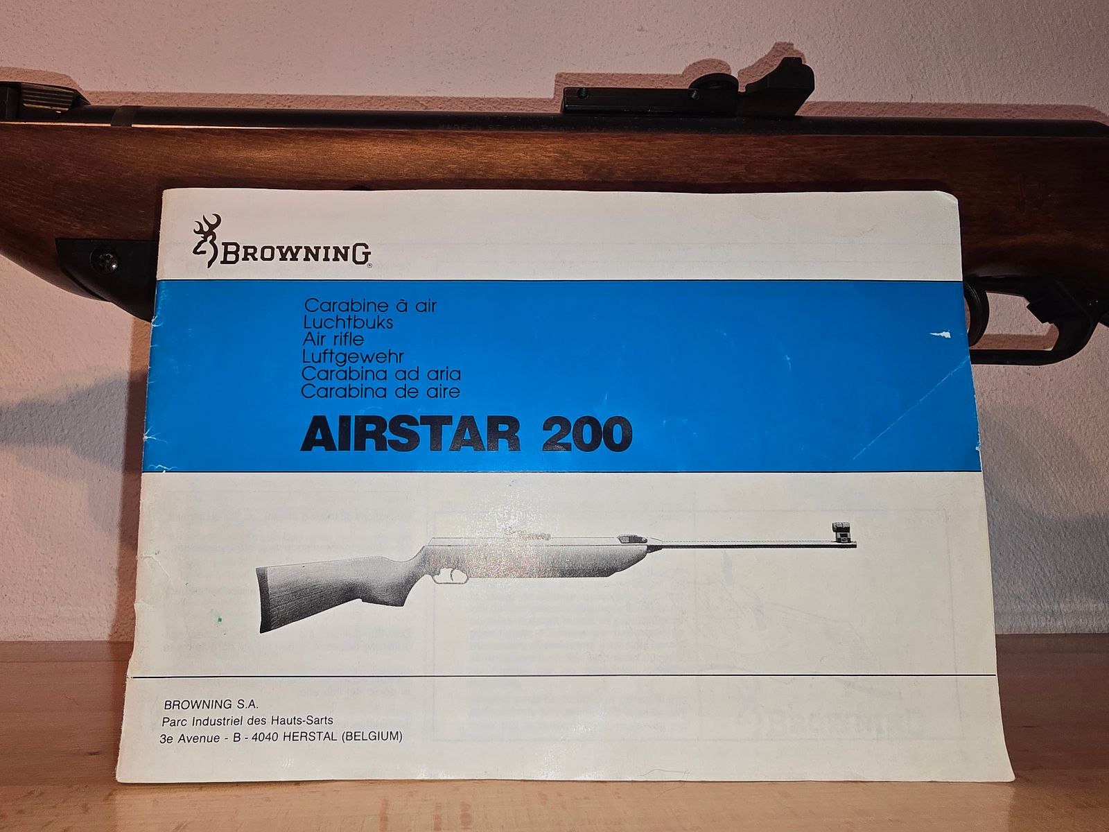 Luftgewehr Browning Airstar 200 mit offener Visierung im Kaliber 4,5 mm ( Starrlauf / Federdruck mit elektrischem Spannvorgang )