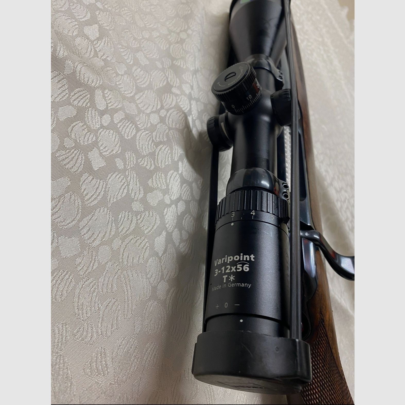 Sauer 202 8x68S mit Zeiss Victory Variopoint 3-12x56T mit Balistikturm