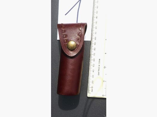 HKDesign grote container om bijvoorbeeld traangas spray of iets dergelijks aan de riem te vervoeren