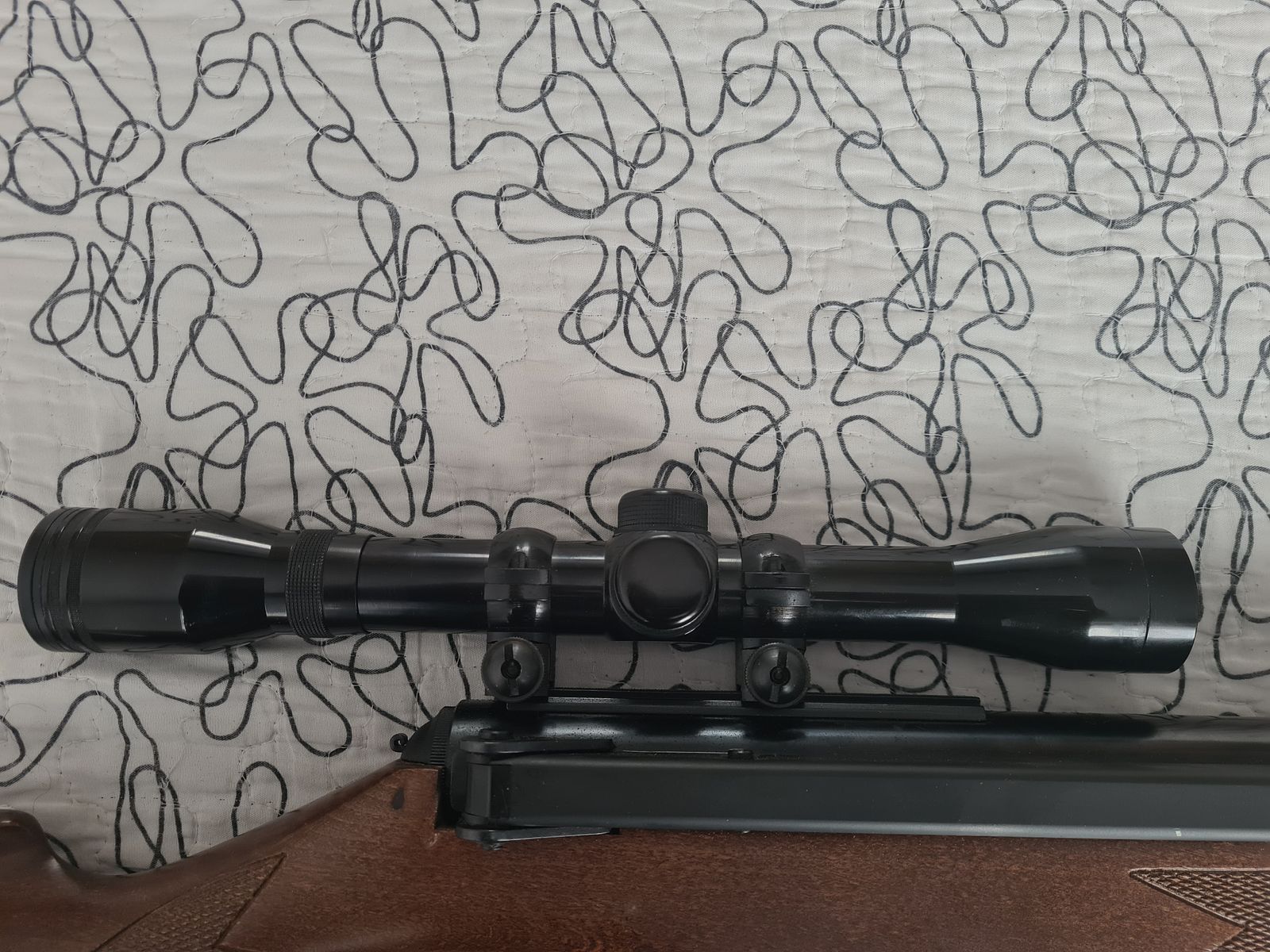 Diana 48 / 52 F-Version Seitenspanner – sehr guter Zustand – mit ZF & Tasche