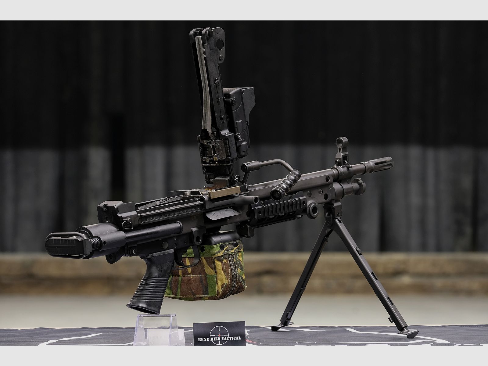 Astra Arms MG553, image 7 sur 7