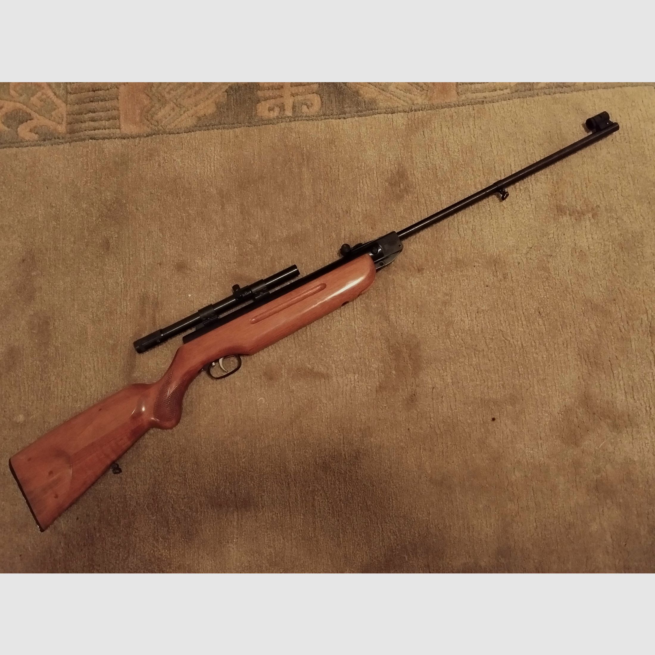 Weihrauch HW 35 zonder F met WEKU 4 richtkijker