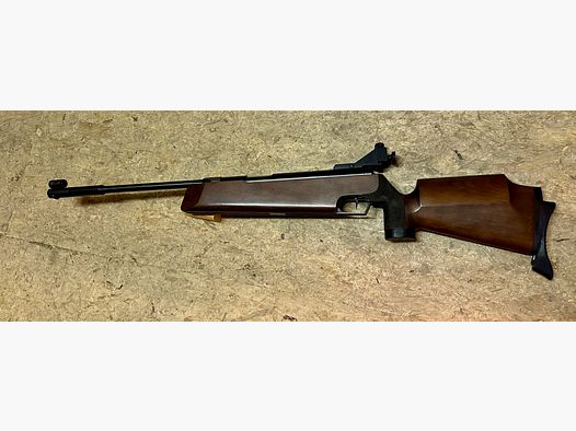 Feinwerkbau 300 S match air rifle, good condition, functional